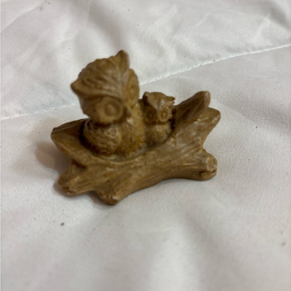 Other - Small set of Brown Owl Figurine on Branch